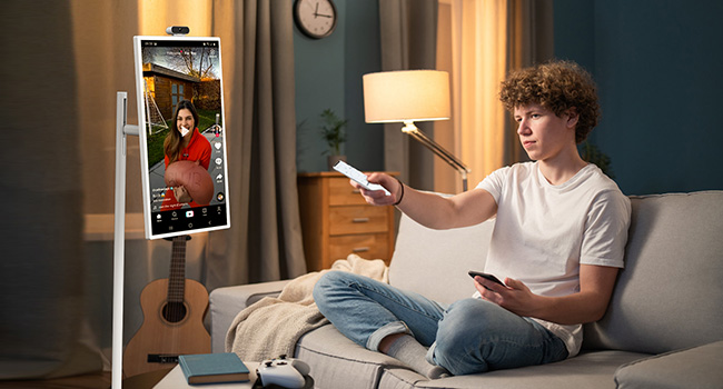 últimas notícias da empresa sobre Novo produto - StandByMe Wireless Portable Smart TV  2